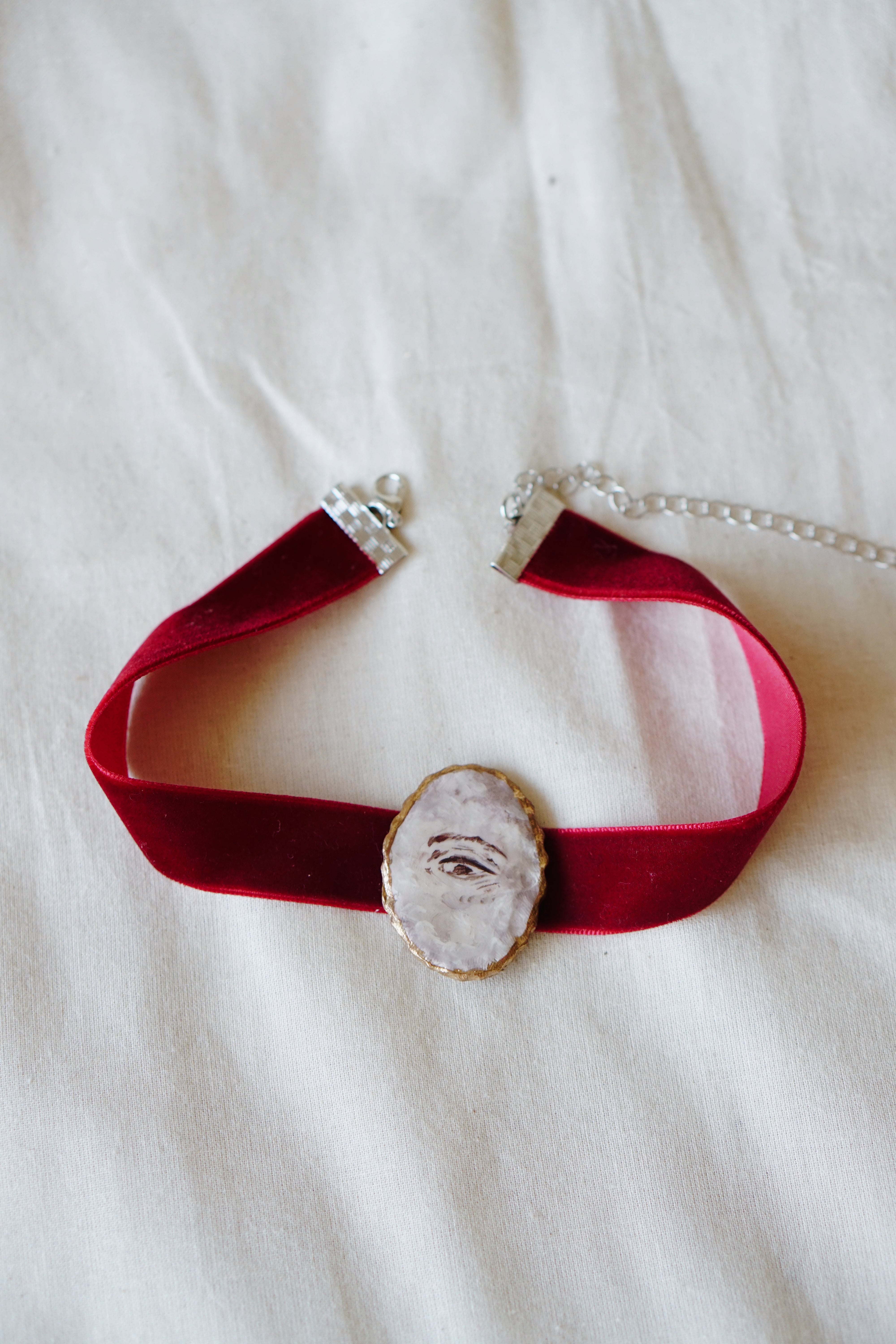 ''Red'' Choker